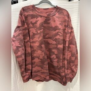 Lululemon Perfectly Oversized Crew GUC Size 14 Sweatshirt Camouflage Briar Rose